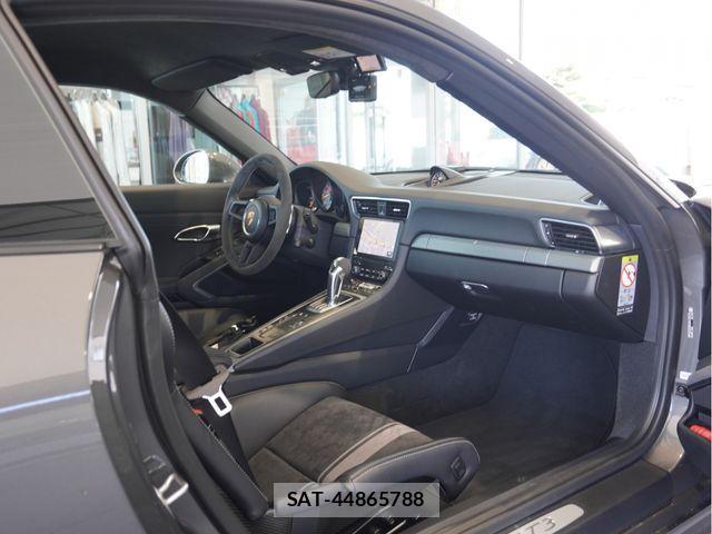 Porsche 911 2018-12 3935338-9