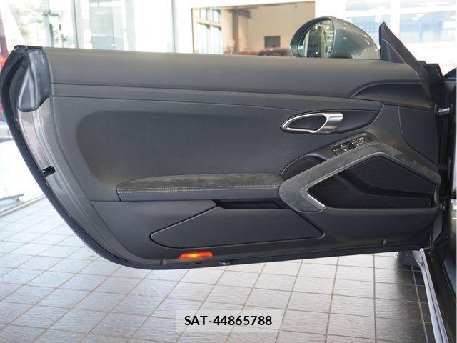 Porsche 911 2018-12 3935338-14