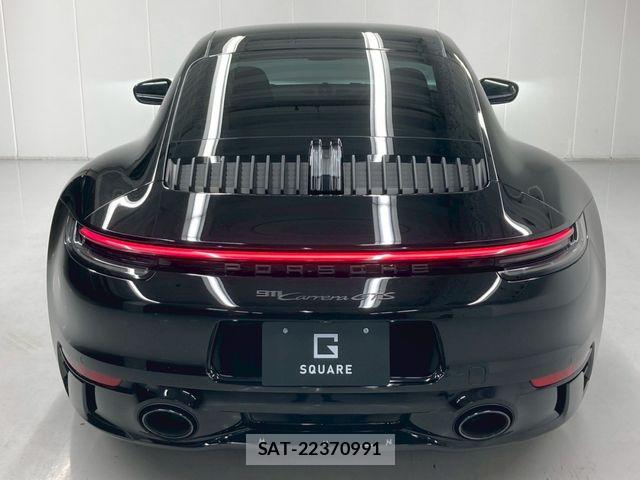 Porsche 911 2023-01 4976856-11