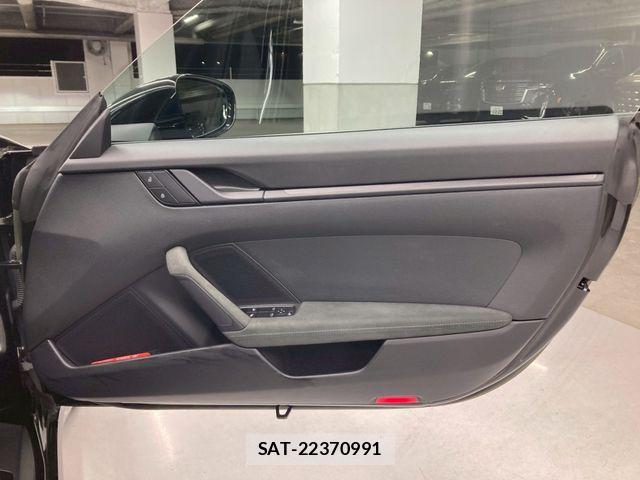 Porsche 911 2023-01 4976856-17