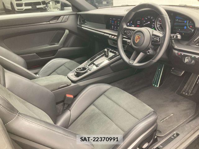 Porsche 911 2023-01 4976856-1