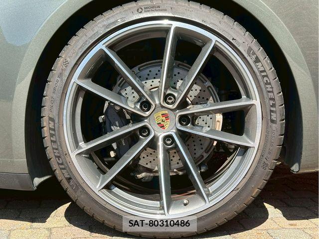 Porsche 911 2023-07 5875426-19