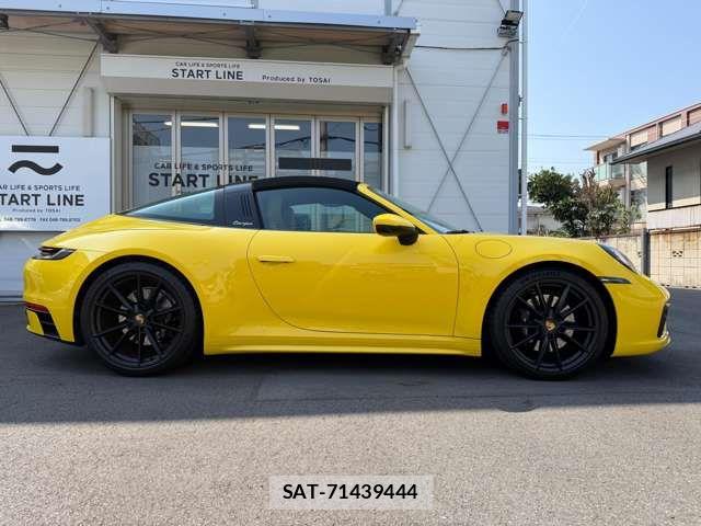 Porsche 911 2023-03 6016037-3