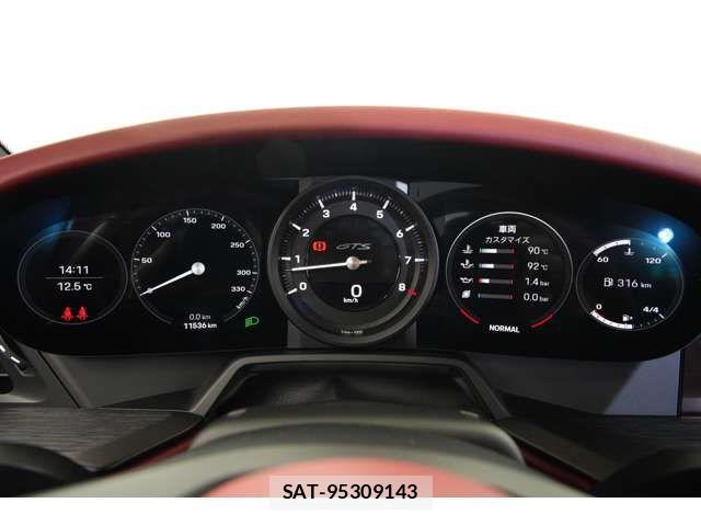 Porsche 911 2023-05 6016038-11
