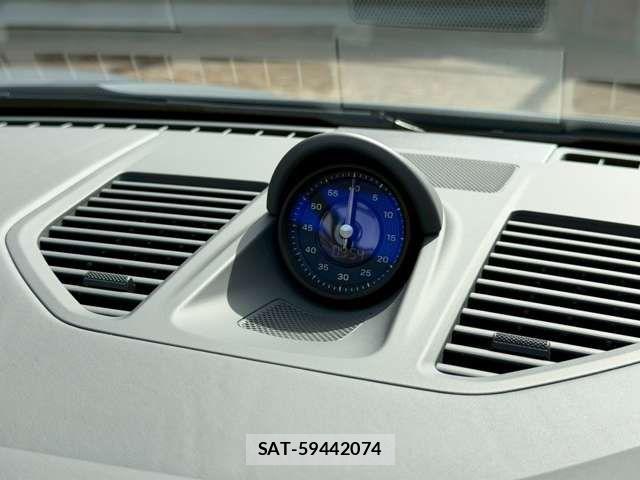 Porsche 911 2023-06 6246651-17