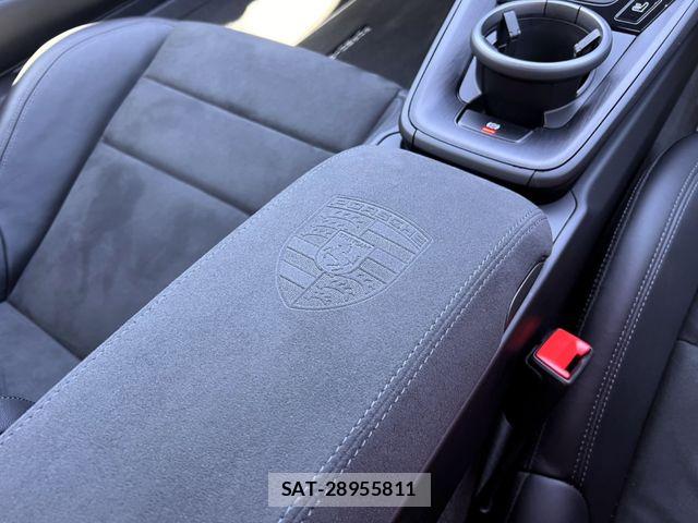 Porsche 911 2024-03 6265582-18