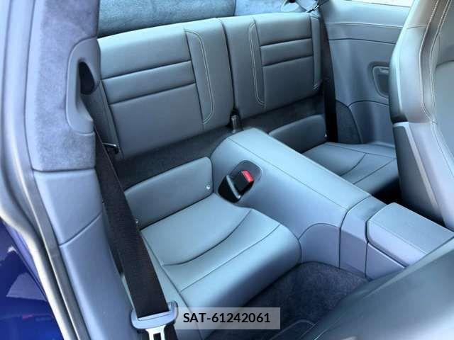 Porsche 911 2019-06 6614130-11