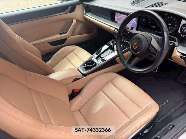 Porsche 911 2021-04 6614132-1