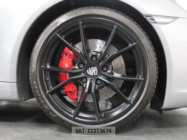Porsche 911 2016-05 6614134-9