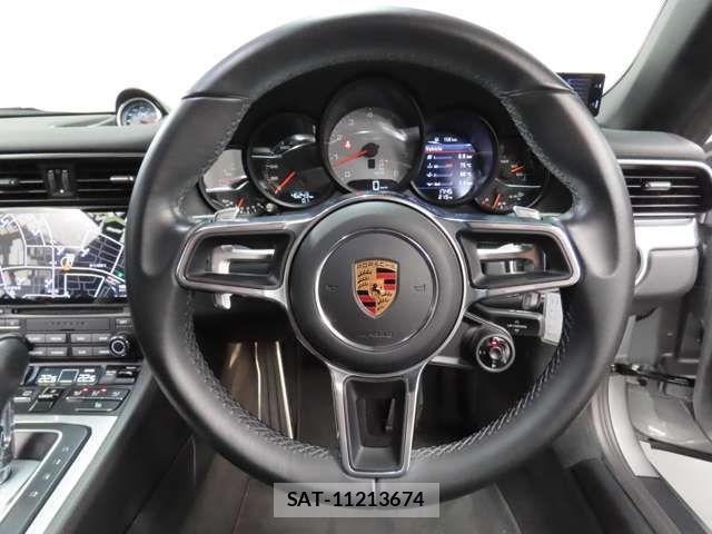 Porsche 911 2016-05 6614134-19