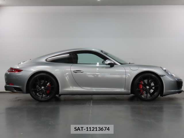 Porsche 911 2016-05 6614134-3