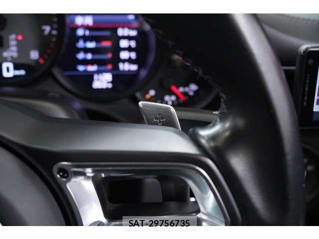 Porsche 911 2016-03 6642211-13