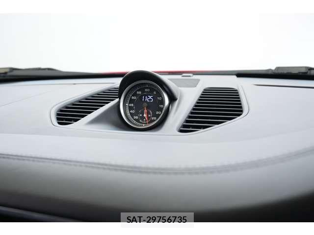 Porsche 911 2016-03 6642211-6