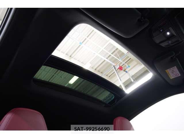 Porsche 911 2022-02 6642210-10