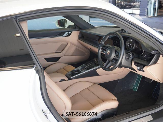Porsche 911 2020-03 6677491-1