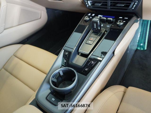 Porsche 911 2020-03 6677491-19