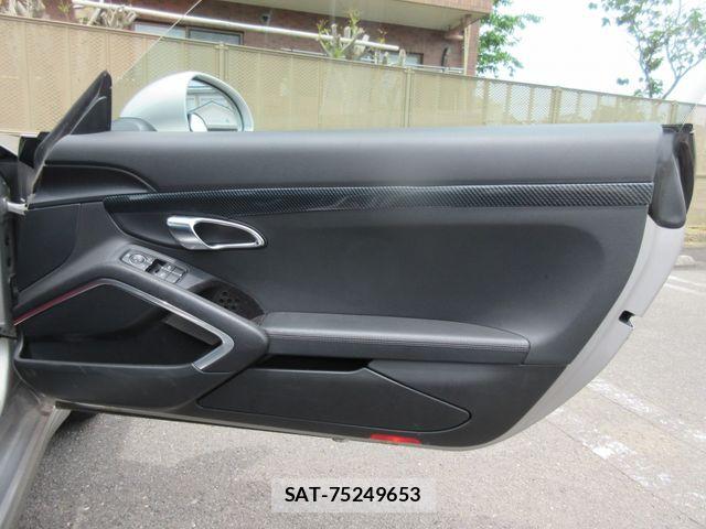 Porsche 911 2012-11 6677494-21