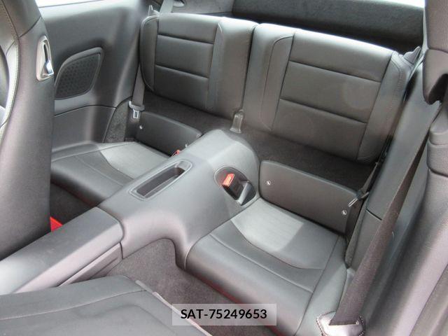 Porsche 911 2012-11 6677494-25