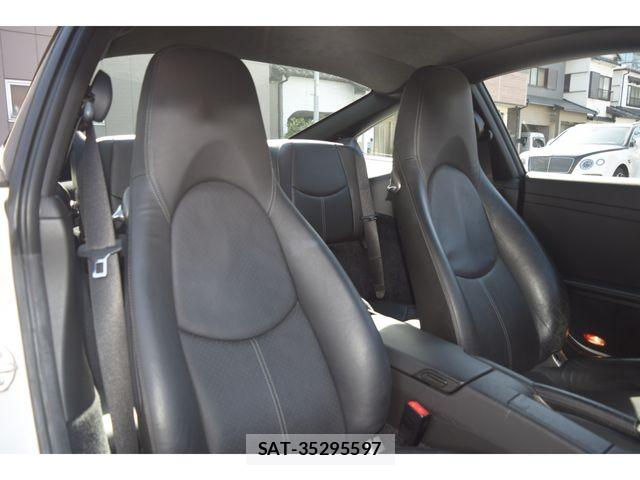 Porsche 911 2007-03 6677495-11
