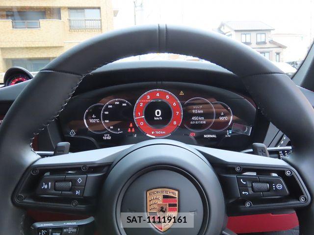 Porsche 911 2025-03 6691188-11