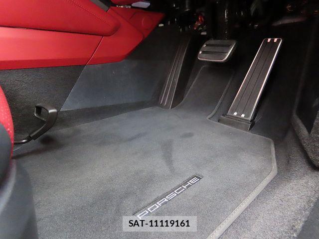 Porsche 911 2025-03 6691188-20