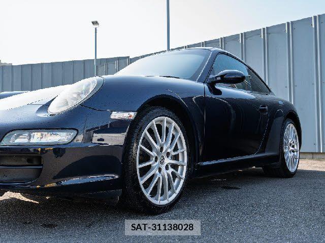 Porsche 911 2007-06 6717051-10