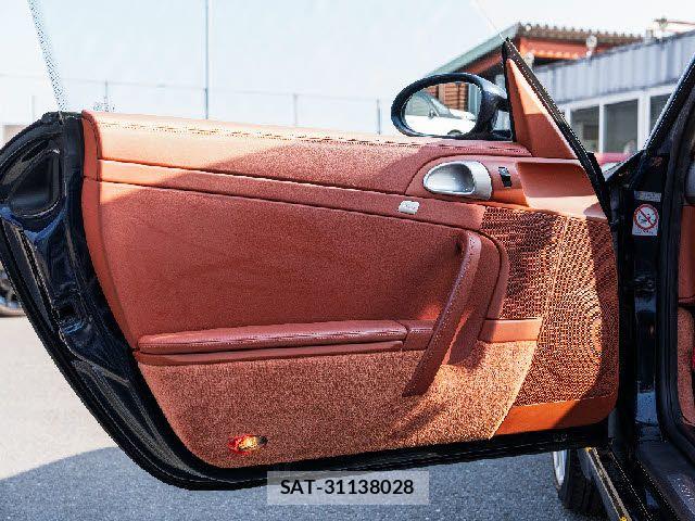 Porsche 911 2007-06 6717051-20