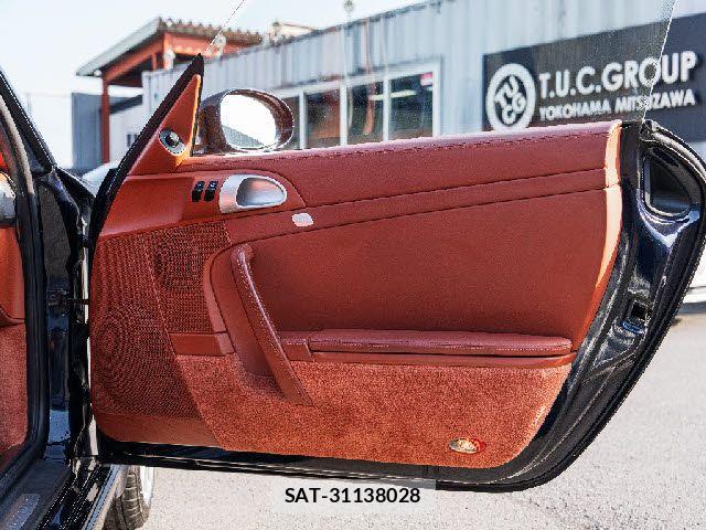 Porsche 911 2007-06 6717051-21