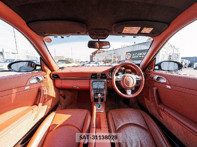 Porsche 911 2007-06 6717051-2