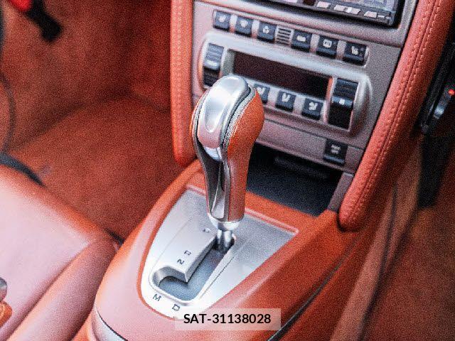 Porsche 911 2007-06 6717051-8