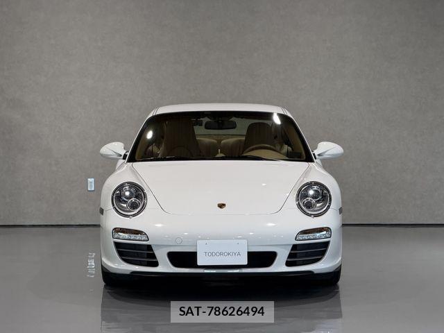 Porsche 911 2010-06 6752857-5