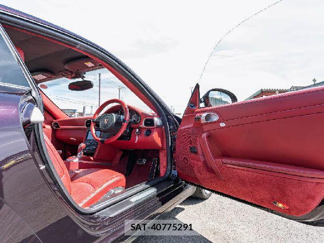 Porsche 911 2011-02 6752858-24