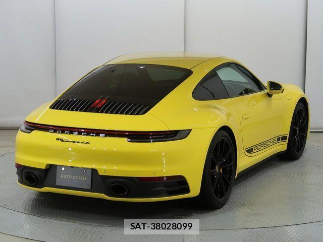 Porsche 911 2020-03 6752848-10