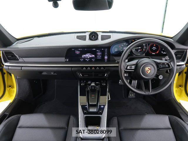 Porsche 911 2020-03 6752848-17