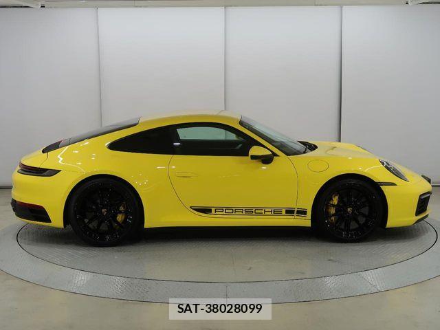 Porsche 911 2020-03 6752848-6