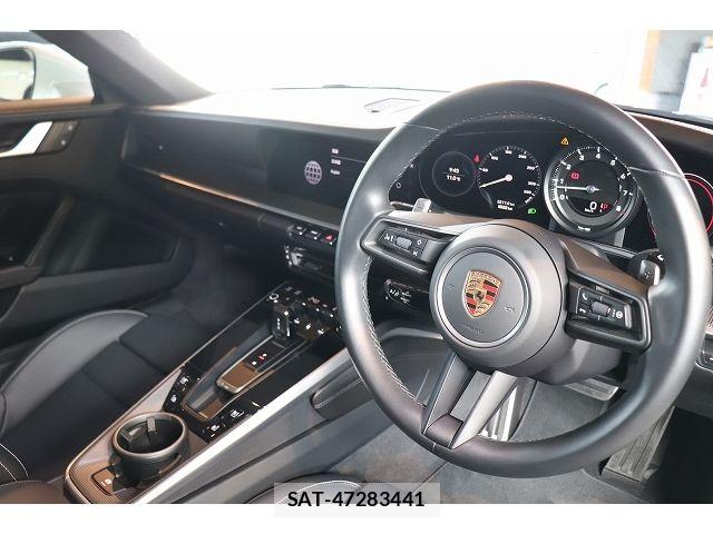 Porsche 911 2022-05 6791410-17