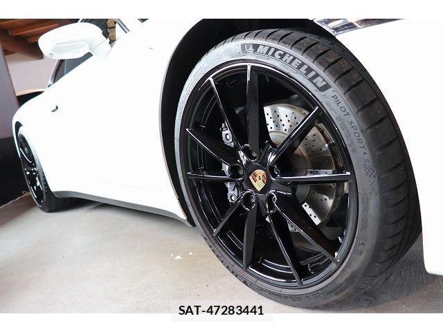 Porsche 911 2022-05 6791410-8