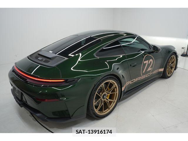 Porsche 911 2026-04 6816557-9
