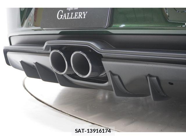 Porsche 911 2026-04 6816557-14