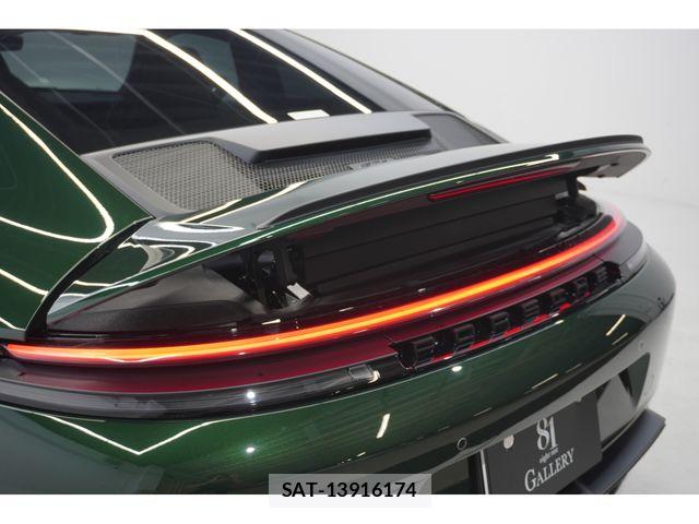Porsche 911 2026-04 6816557-15