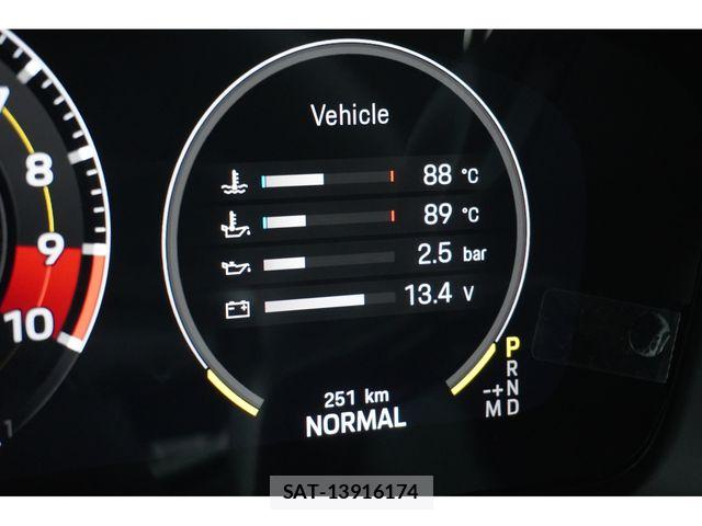 Porsche 911 2026-04 6816557-17