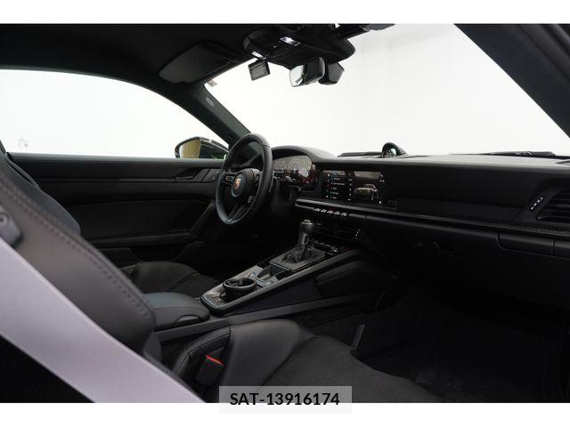 Porsche 911 2026-04 6816557-20
