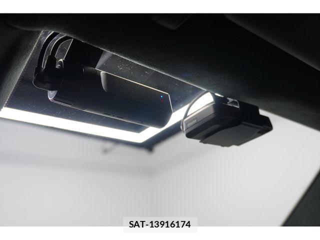 Porsche 911 2026-04 6816557-23
