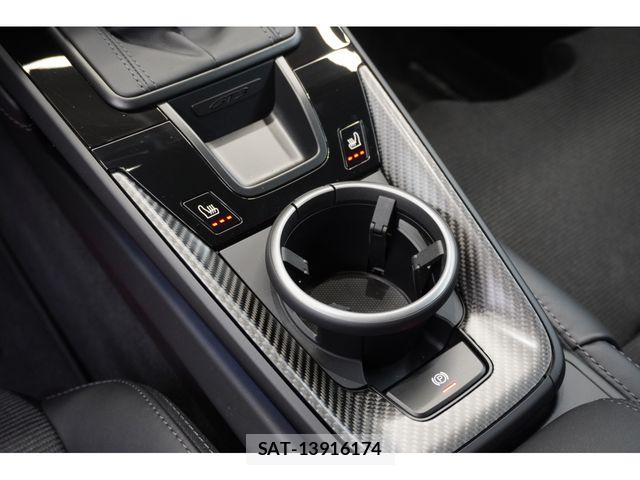 Porsche 911 2026-04 6816557-25