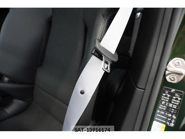 Porsche 911 2026-04 6816557-28