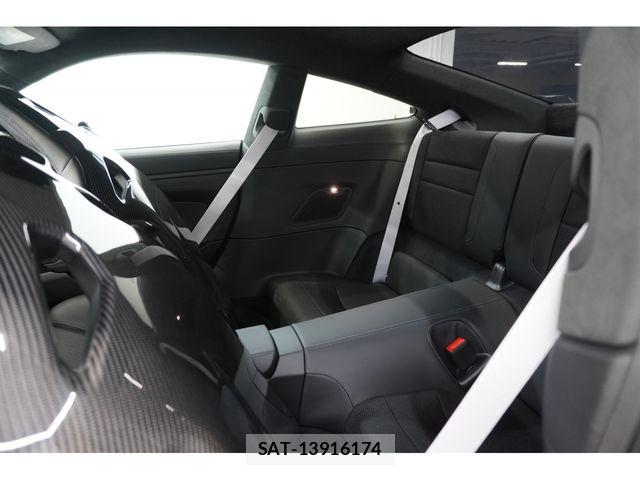 Porsche 911 2026-04 6816557-29