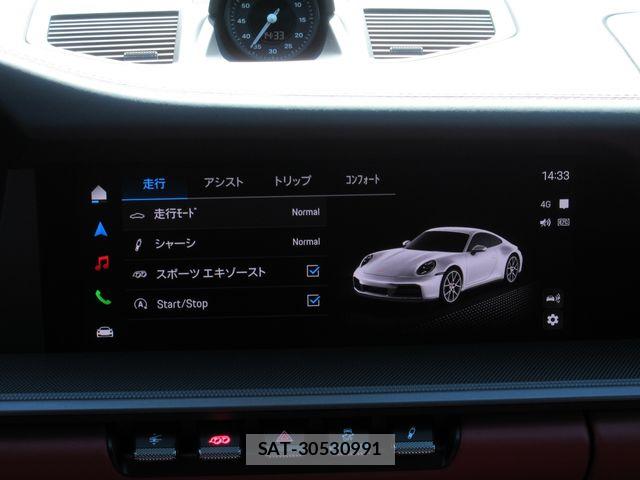 Porsche 911 2025-05 6816560-27