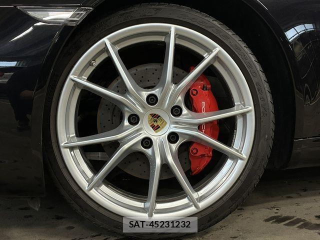 Porsche 911 2019-03 6816561-10