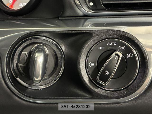 Porsche 911 2019-03 6816561-27