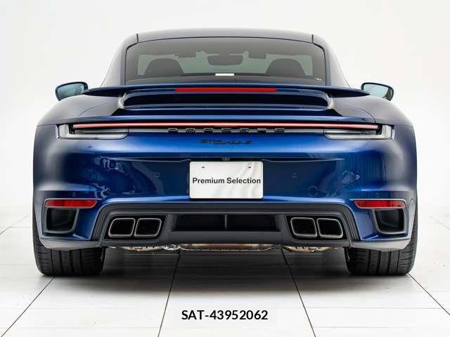 Porsche 911 2020-10 6816562-11